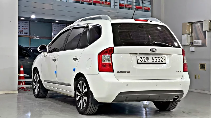 Kia Carens