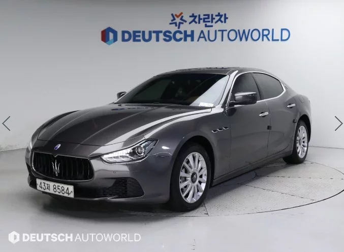 Maserati GHIBLI