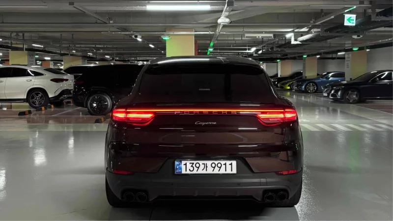 Porsche CAYENNE