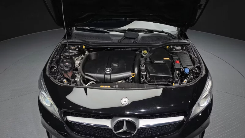 Mercedes-Benz CLA-Class