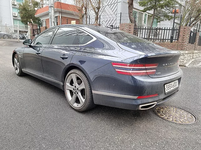Genesis G80