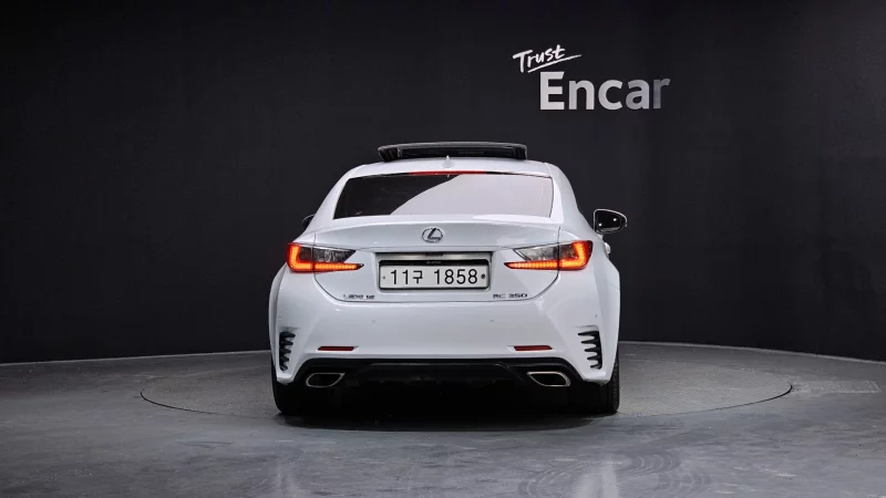 Lexus RC