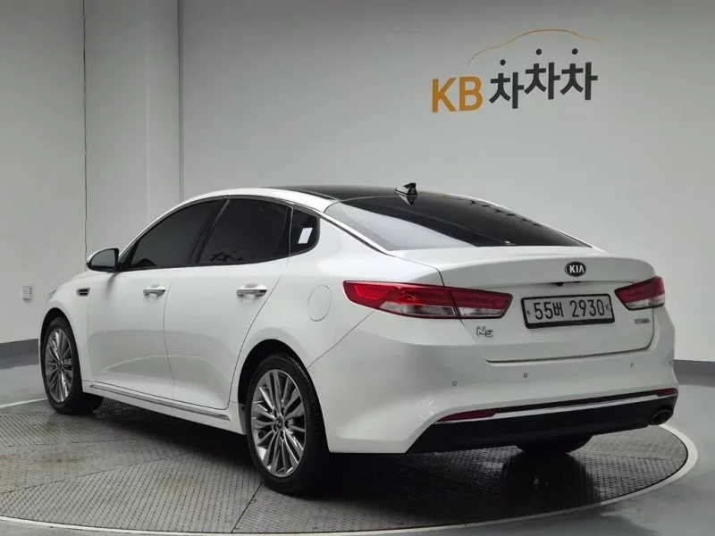 Kia K5