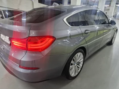BMW 5-Series Gran Turismo