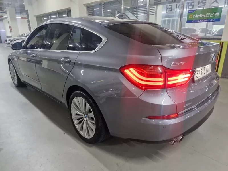 BMW 5-Series Gran Turismo