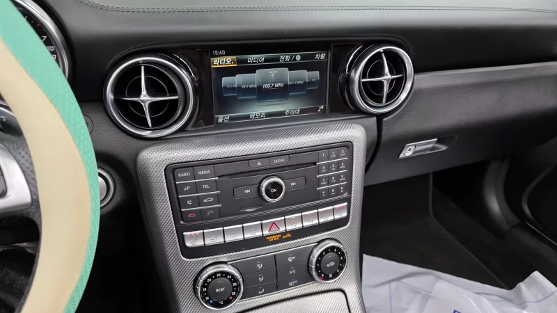 Mercedes-Benz SLC-Class