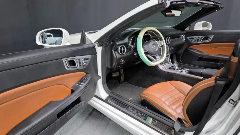 Mercedes-Benz SLC-Class