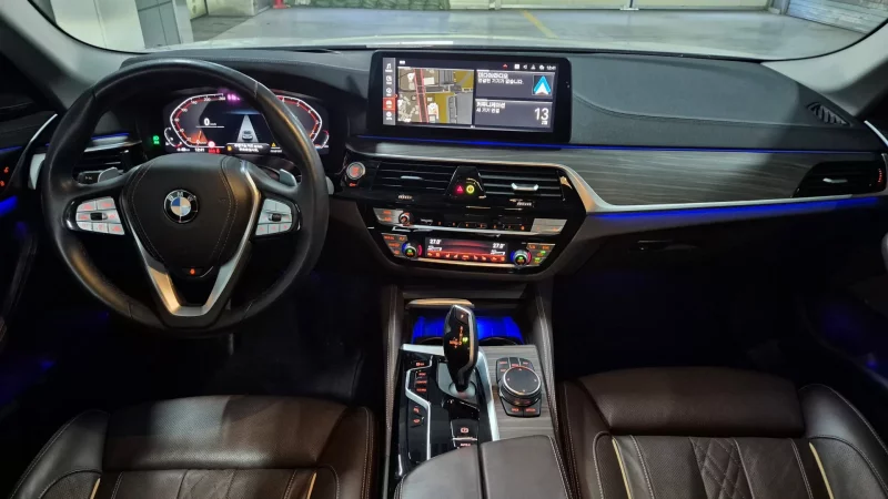 BMW 5-Series