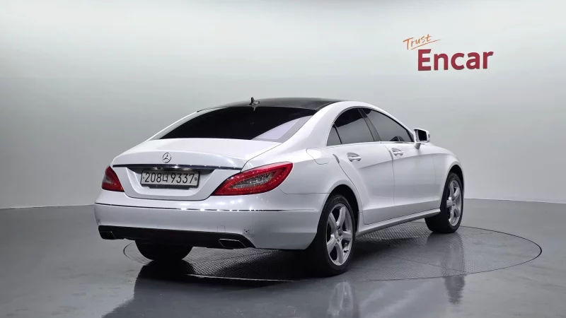 Mercedes-Benz CLS-Class