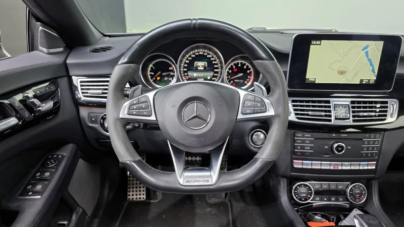 Mercedes-Benz CLS-Class