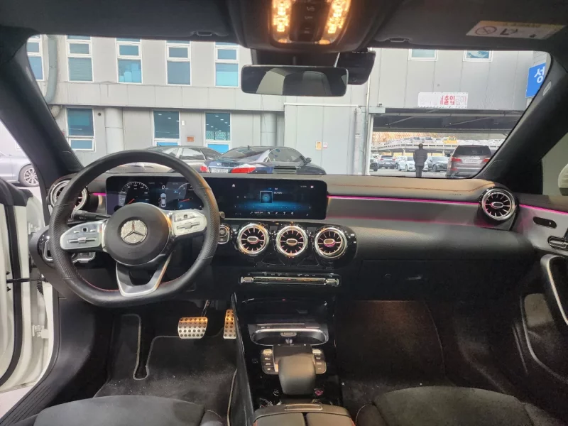 Mercedes-Benz CLA-Class