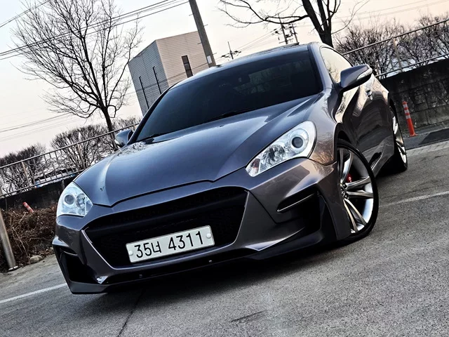 Hyundai Genesis