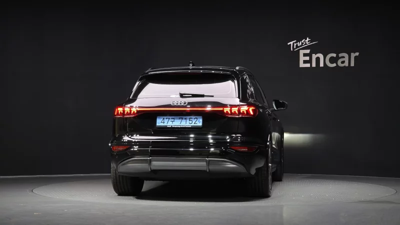 Audi Q6 e-tron
