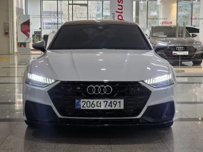 Audi S7