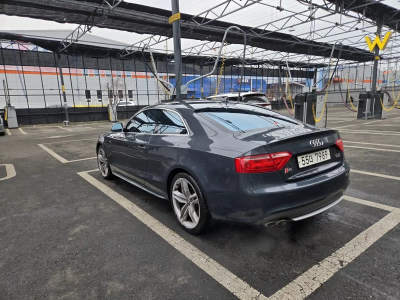 Audi S5