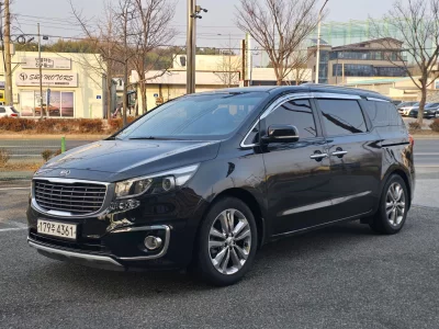 Kia Carnival