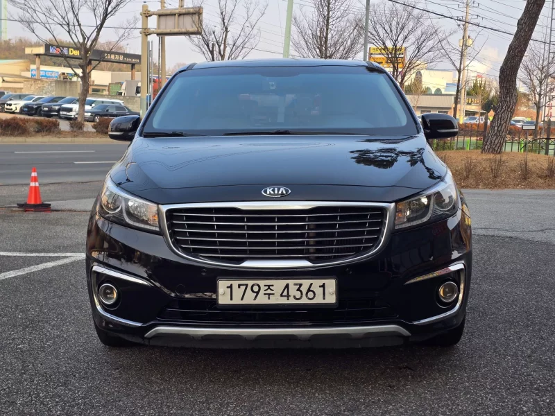 Kia Carnival