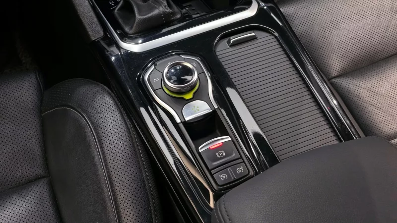 Renault Samsung SM6