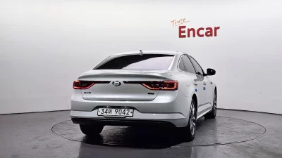 Renault Samsung SM6