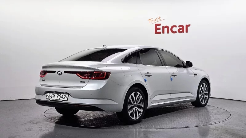 Renault Samsung SM6