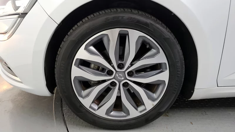 Renault Samsung SM6