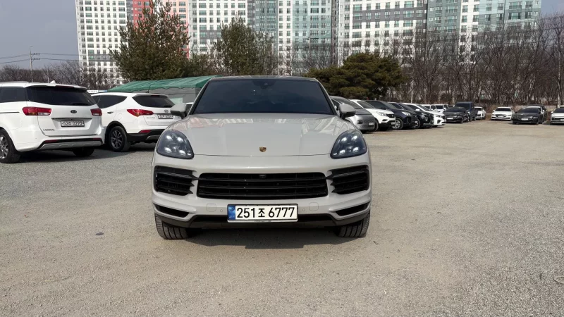 Porsche CAYENNE