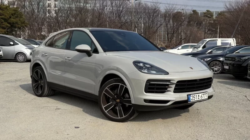 Porsche CAYENNE