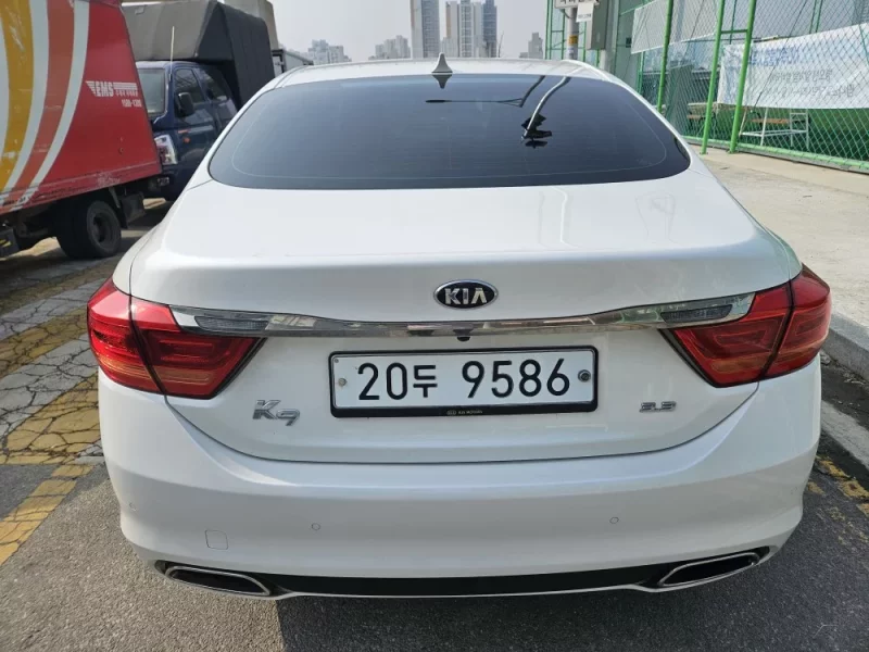 Kia K9