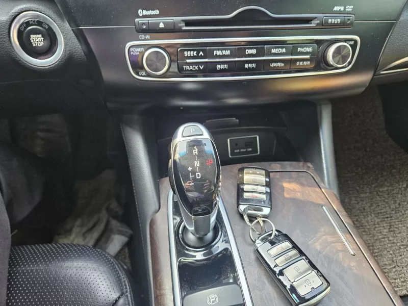 Kia K9