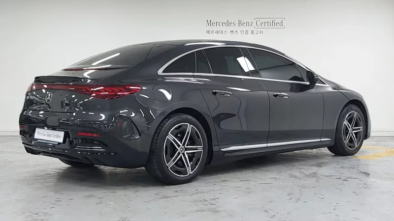 Mercedes-Benz EQE