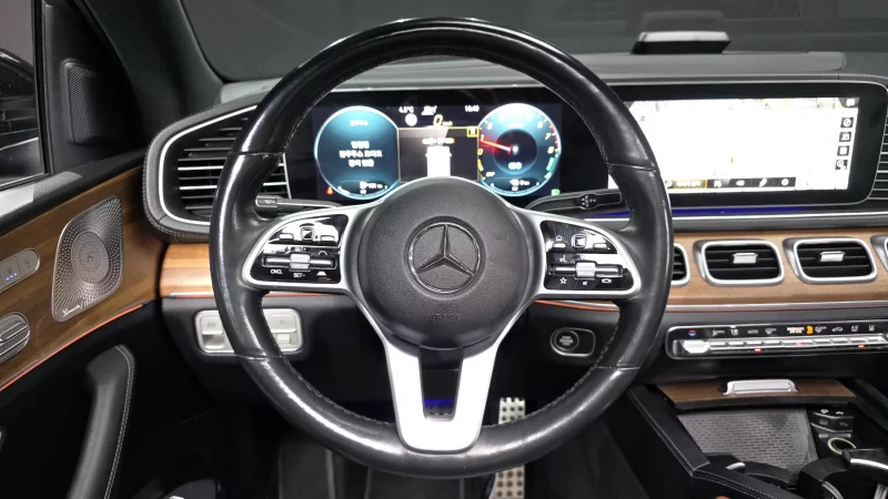 Mercedes-Benz GLE-Class