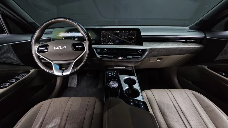 Kia K8