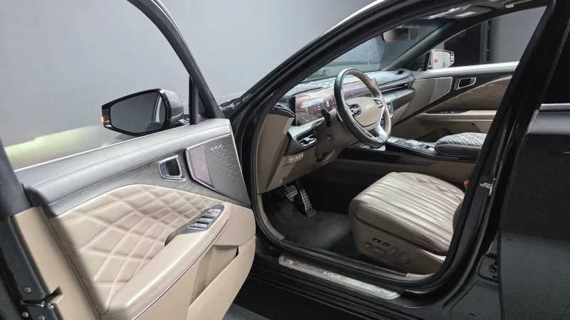 Kia K8