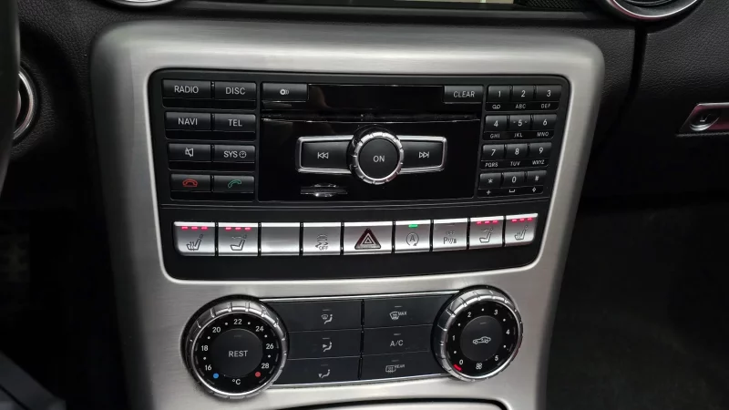 Mercedes-Benz SLK-Class