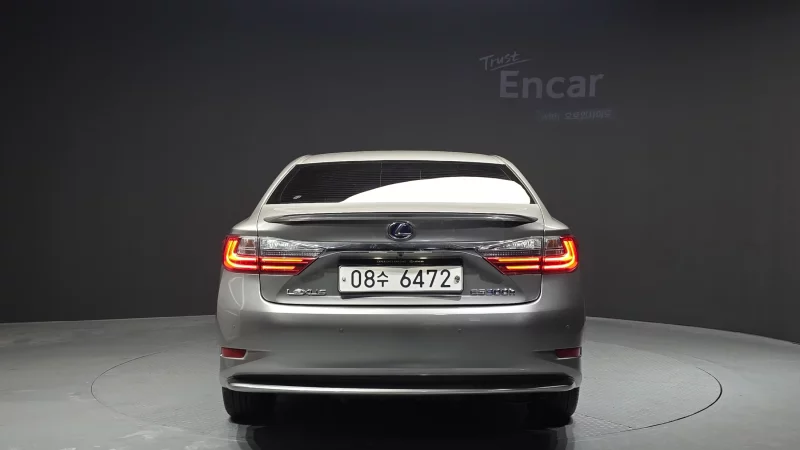 Lexus ES300h