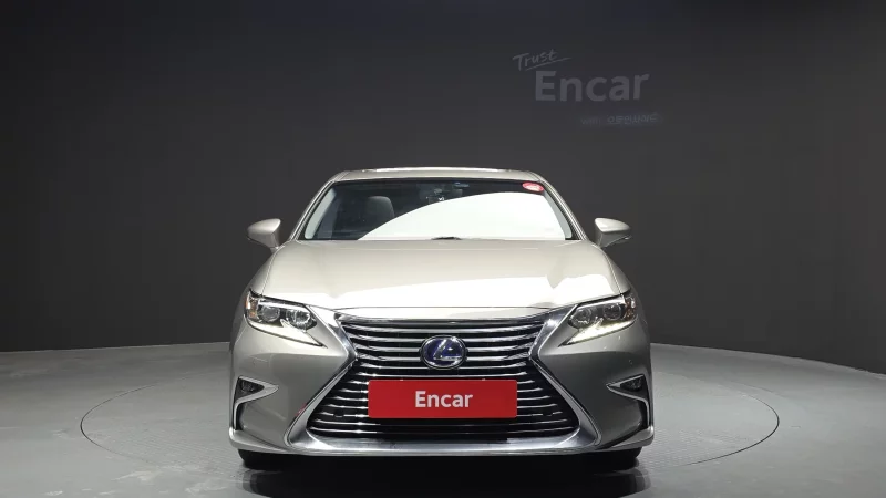 Lexus ES300h