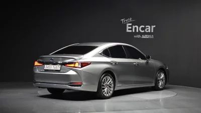 Lexus ES300h