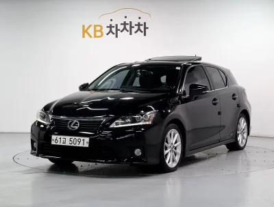 Lexus CT200h