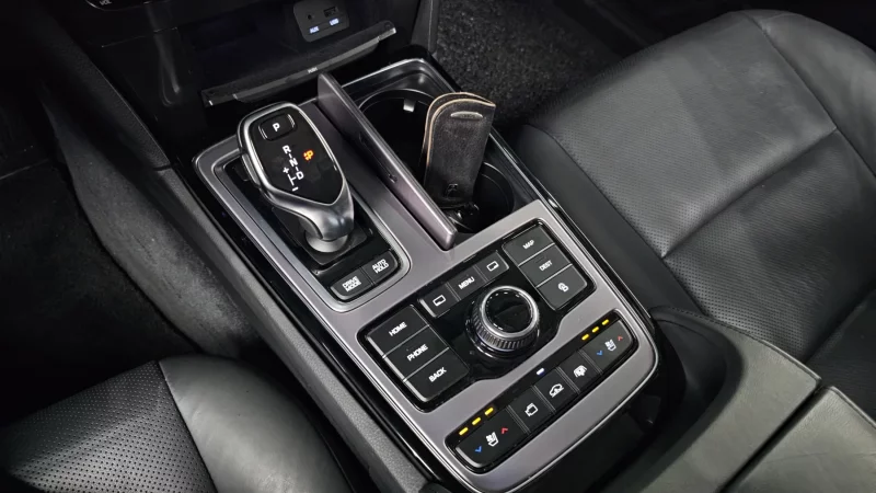 Hyundai Equus