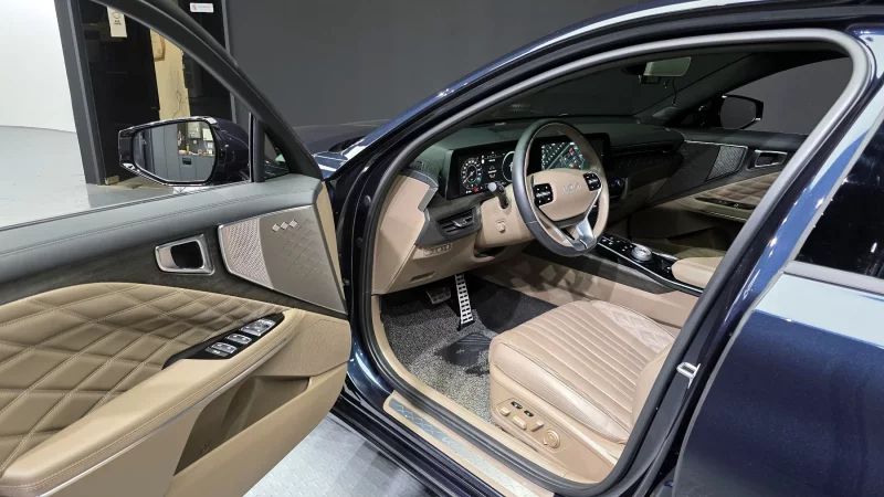 Kia K8