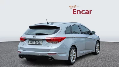 Hyundai I40