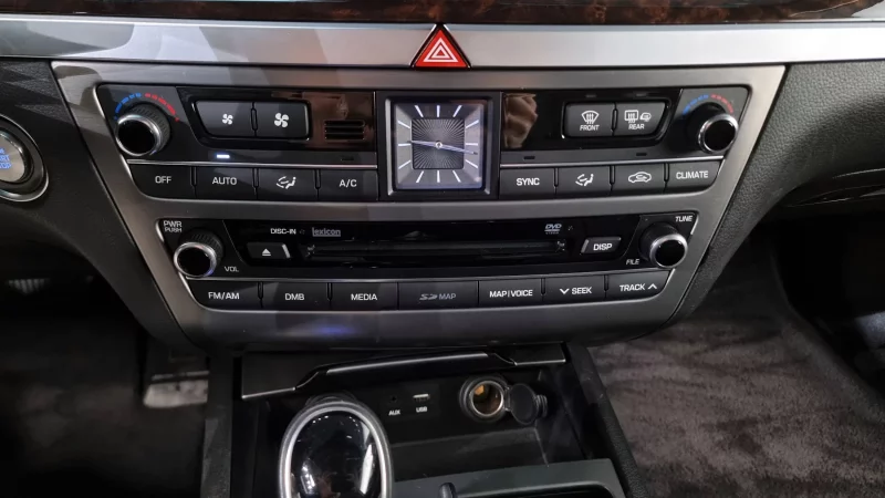 Hyundai Genesis
