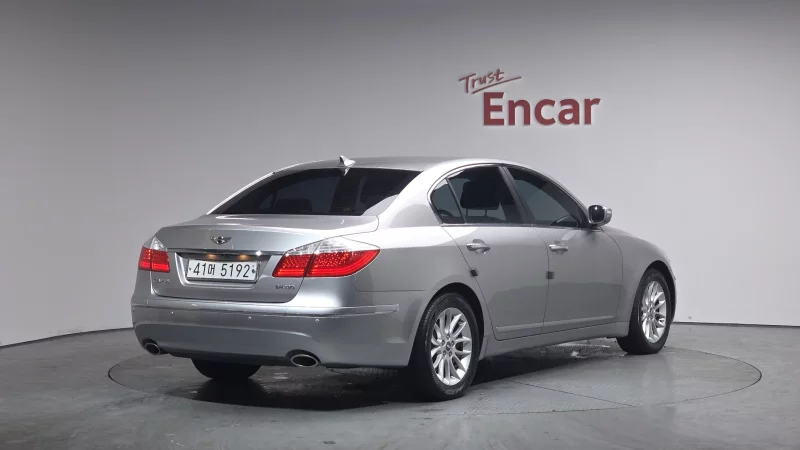 Hyundai Genesis