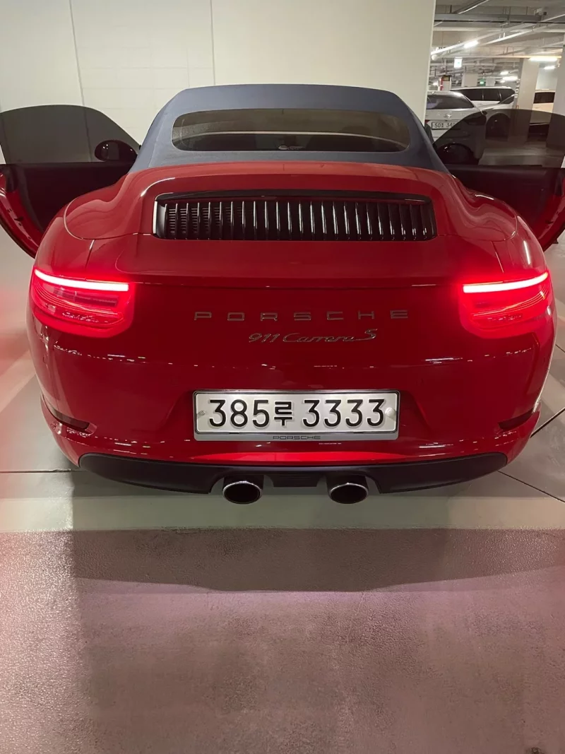 Porsche 911