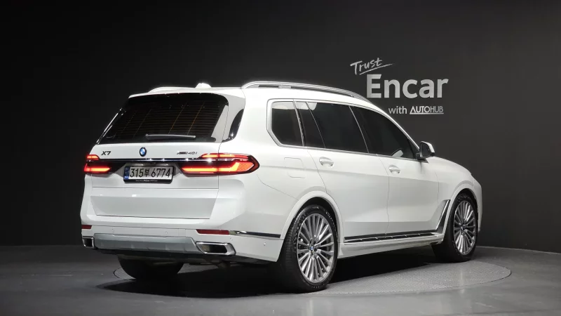 BMW X7