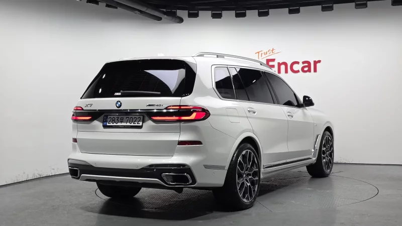 BMW X7
