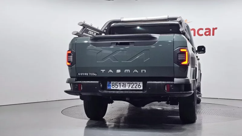 Kia Tasman