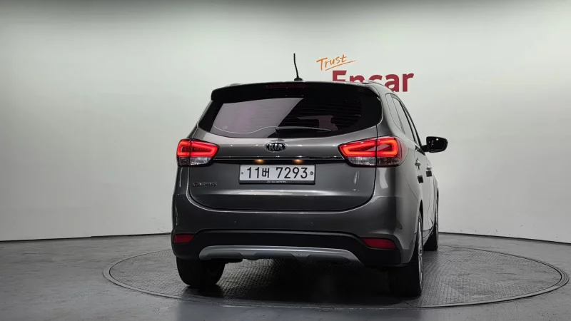 Kia Carens