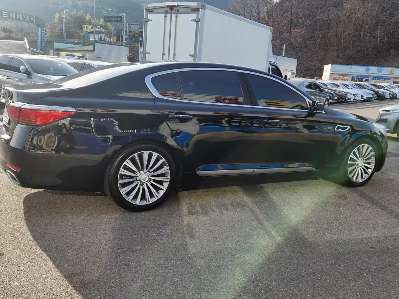 Kia K9