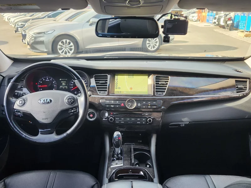 Kia K9